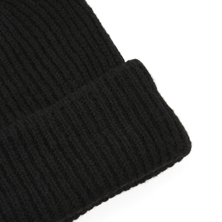 Rib-knit beanie "Bim star" Black